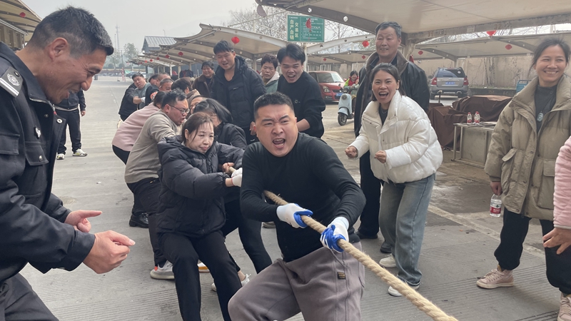 浦江農批市場舉行&ldquo;共迎新春&rdquo;商戶拔河比賽
