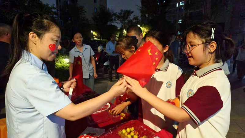 假期不停工 華悅物業(yè)員工雙節(jié)&ldquo;我&rdquo;在崗